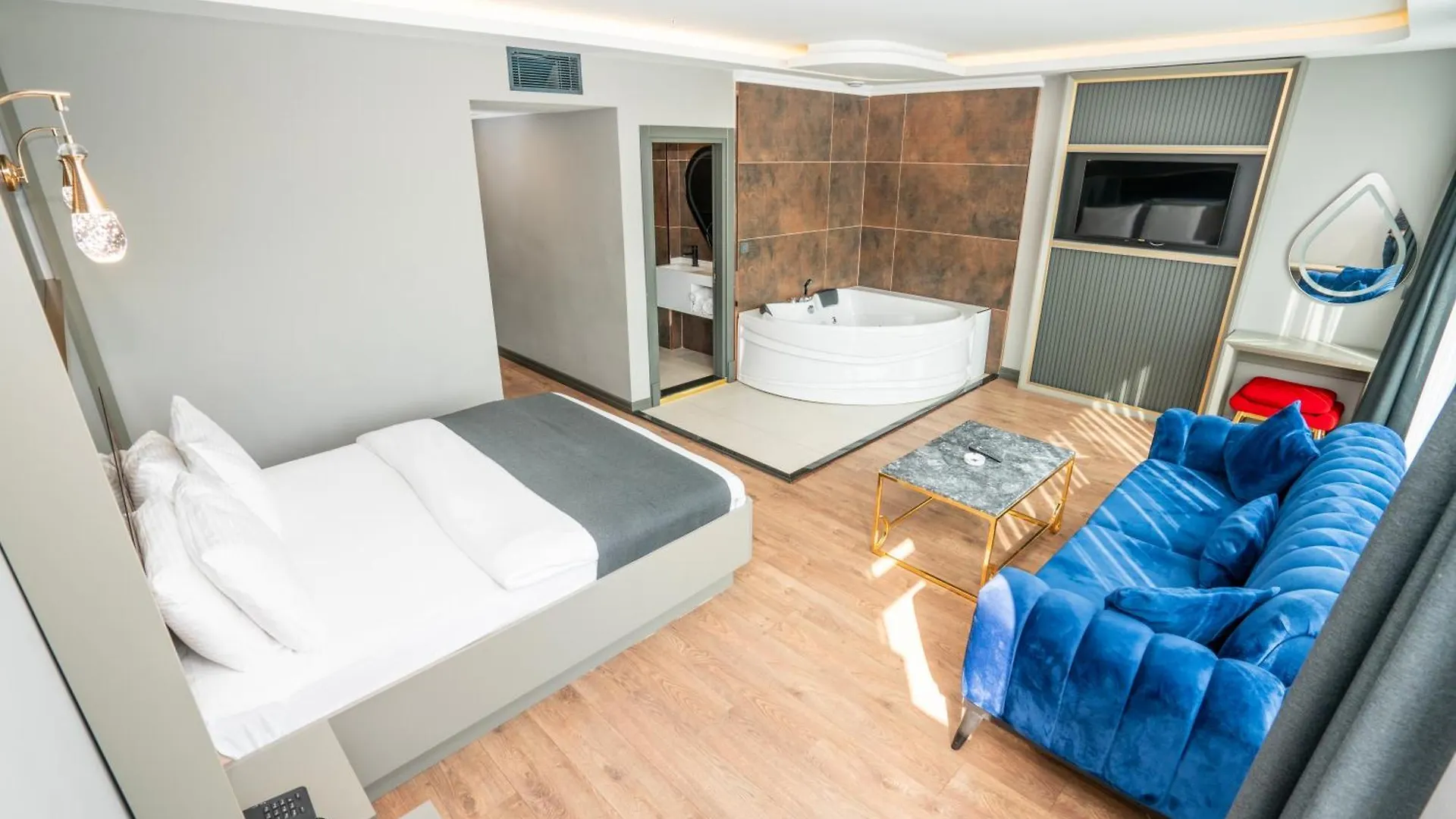 216 Ruby Suite İstanbul 4*,