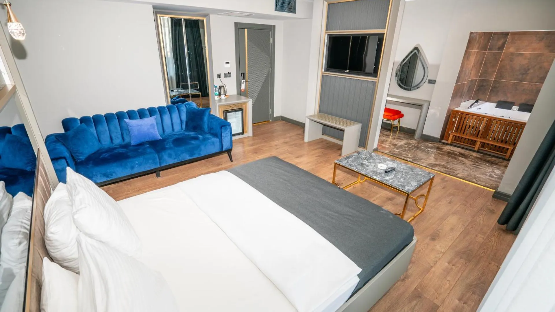 216 Ruby Suite İstanbul Otel